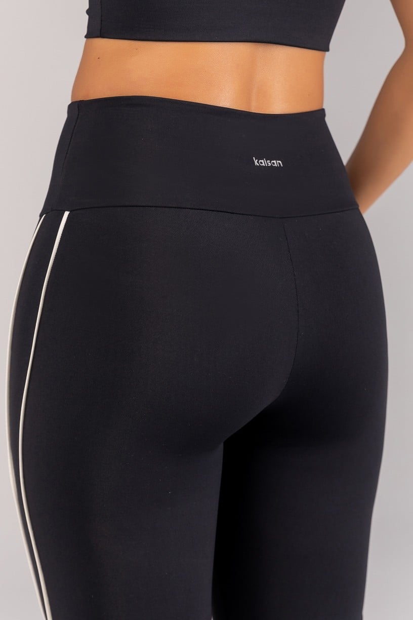 [CONJUNTO] Top + Calça Legging com Vivos na Lateral e Recorte (Preto / Champagne) | Ref: K4677-A